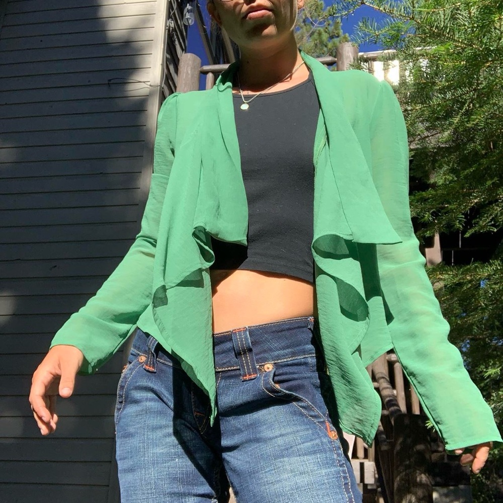 🐲BEAUTIFUL flowy coverup🐲